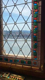 small photos on the bottom